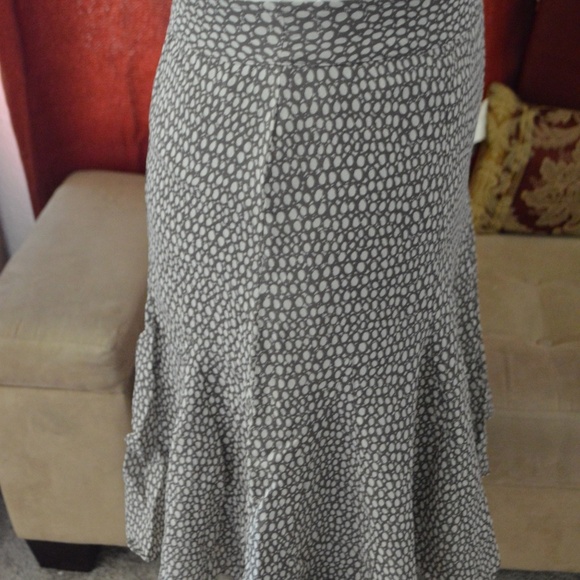 Vintage Silk Skirt - Fluttery light Brown & Cream - Picture 3 of 6